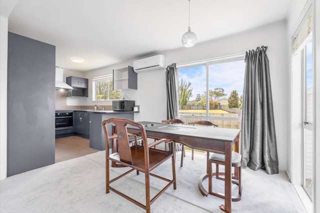 2/3 Edwin Freeman Place Ranui_3