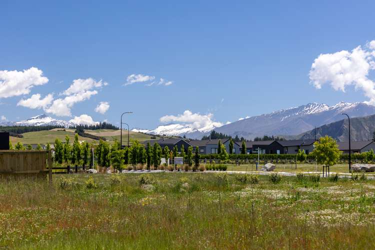 11 Rua Street Albert Town_3