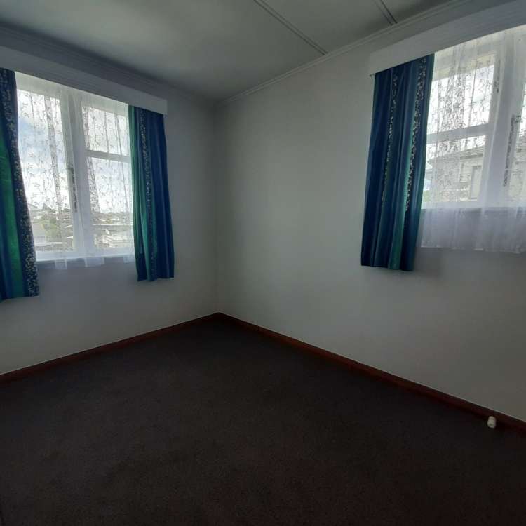 95 Hillsborough Road 1687_8