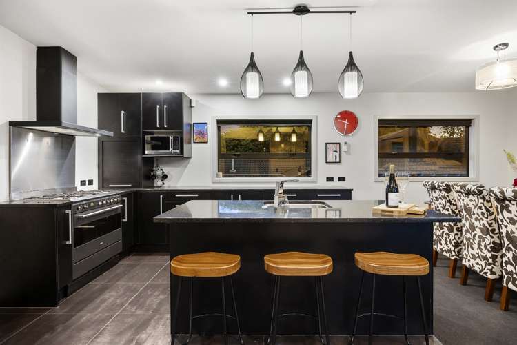 92 Preston Crescent Belleknowes_3