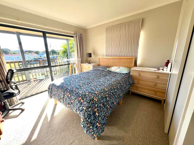 24 James Street Raglan_16