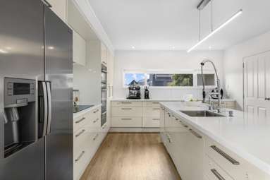 94 Norman Lesser Drive_4