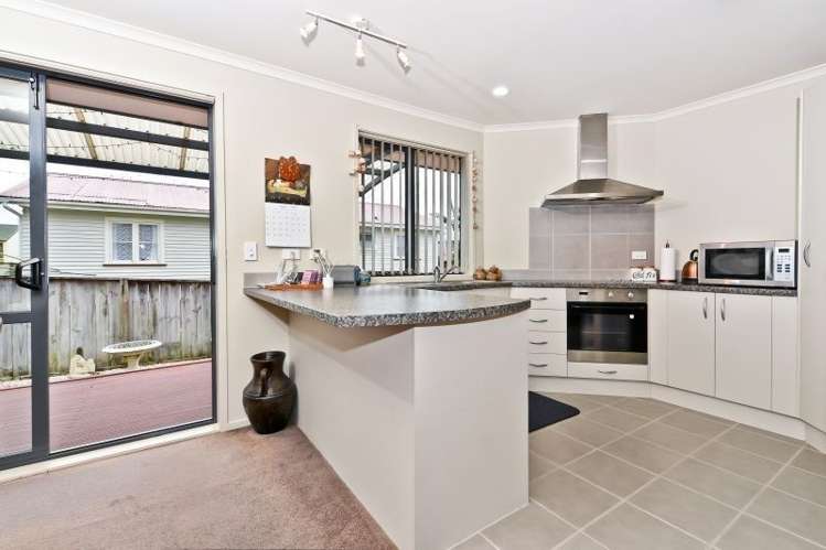 15a Blair Avenue Pukekohe_10