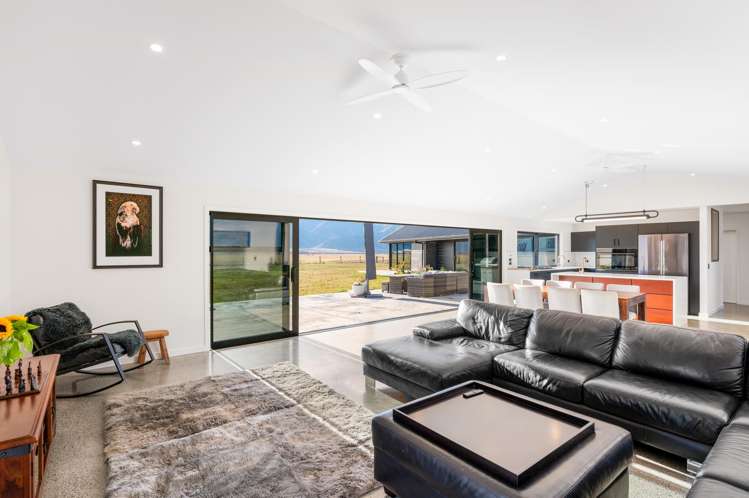 23 Hardacre Place Omarama_12