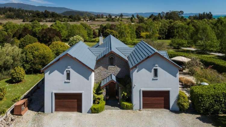 72 Boyle Street Kahurangi National Park_4