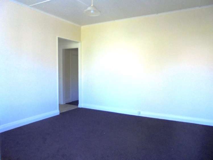 2/310 River Road Claudelands_0