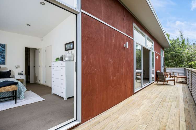 23 Crocombe Crescent Beach Haven_1