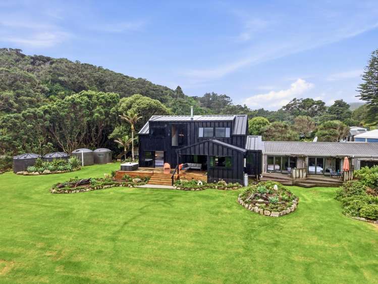5 and 11 Mulberry Grove Road Great Barrier Island_21