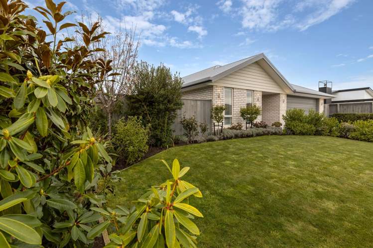 40 Catalina Crescent Burleigh_35