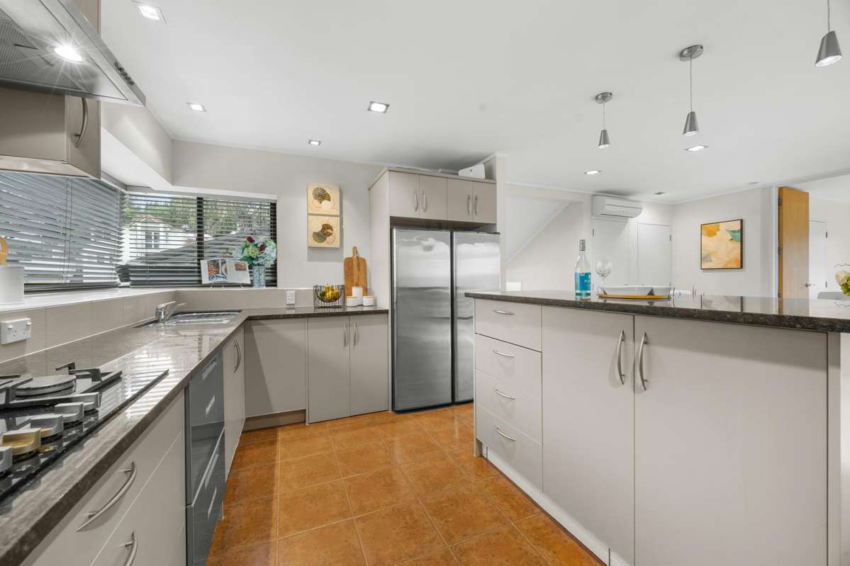 17 Debron Avenue_4