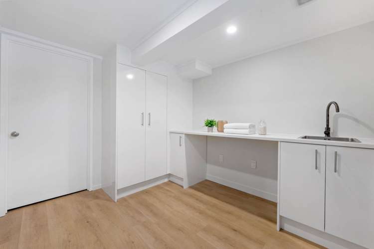 35 Martin Crescent Northcote_20