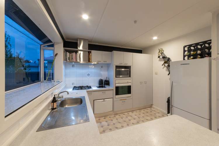 16 Nairn Crescent Awapuni_9