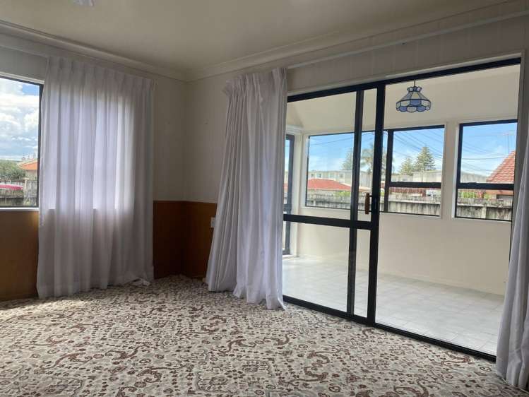 18 Riverside Road Orewa_11