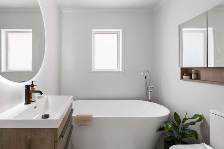 1/79 Chalmers Road_1