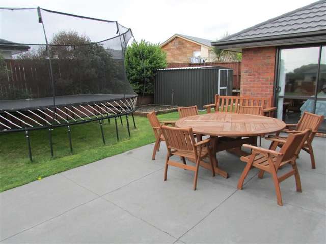 2 Ashley Drive Paroa_3