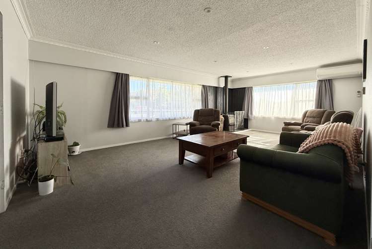 239 West Parkdale Street_5