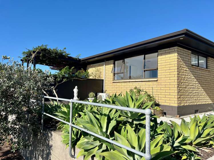 10C Long Street Raglan_18