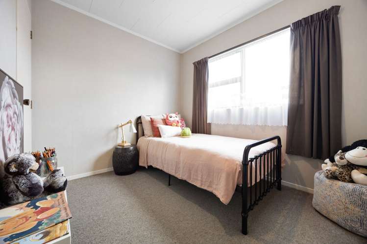 71a Kahikatea Drive Melville_13