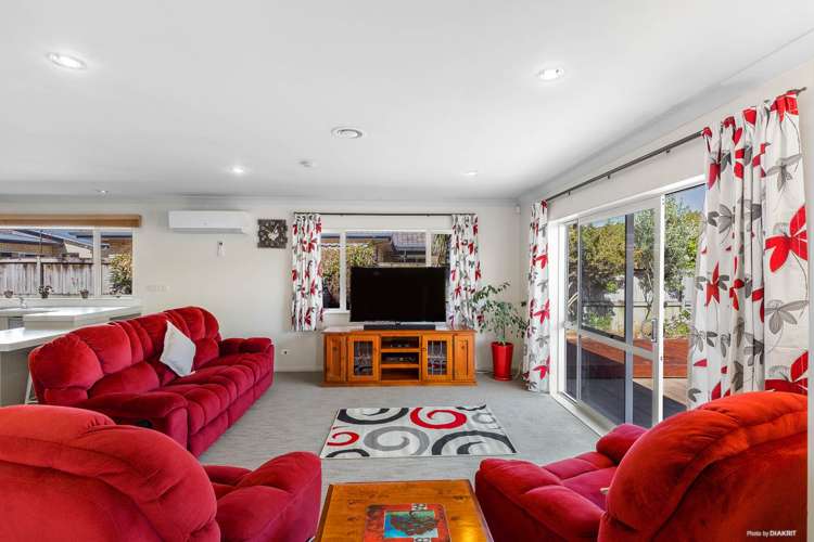 10 Allerton Place Wattle Downs_6