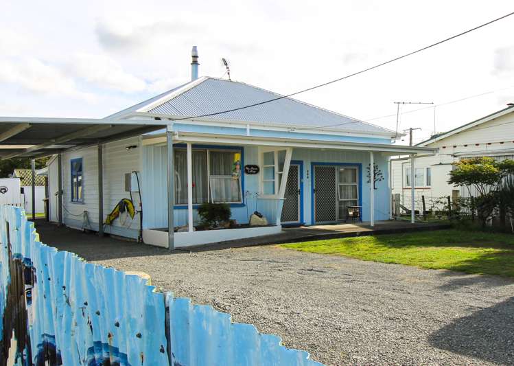 200 High Street South Carterton_0