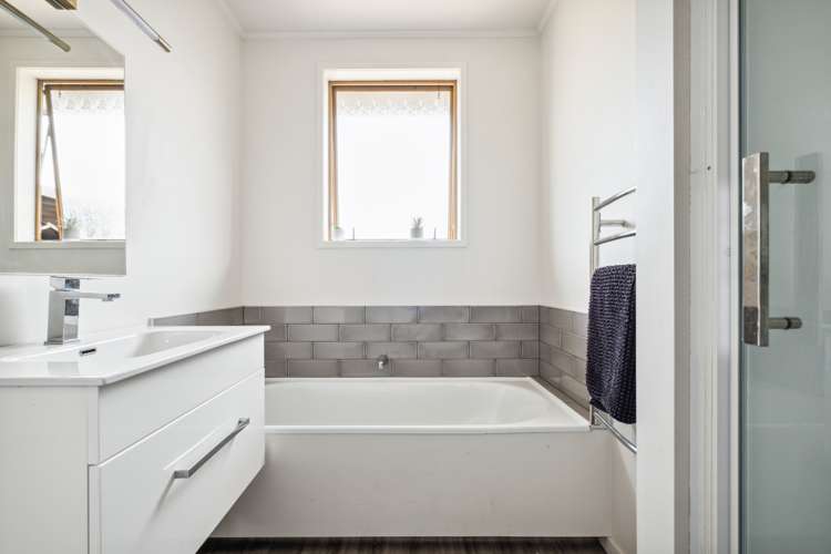 7 Paraone Road Tamarau_14