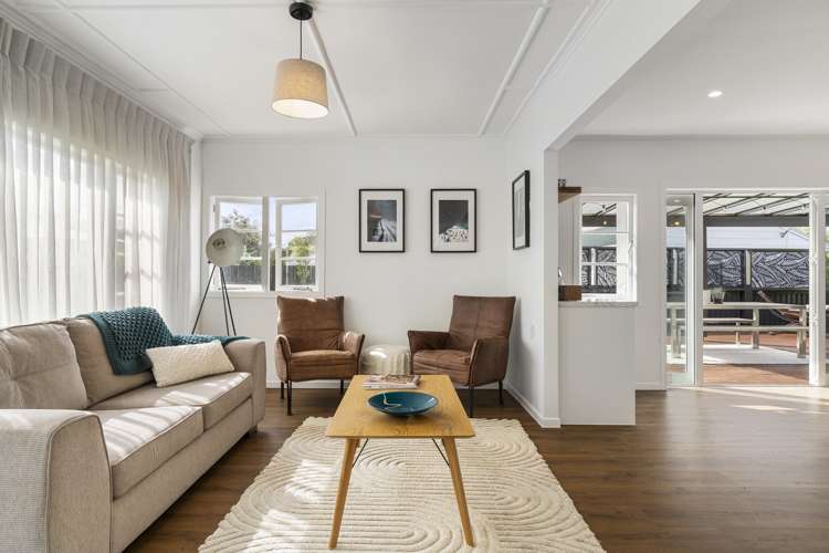 110 Everitt Crescent Whangamata_18