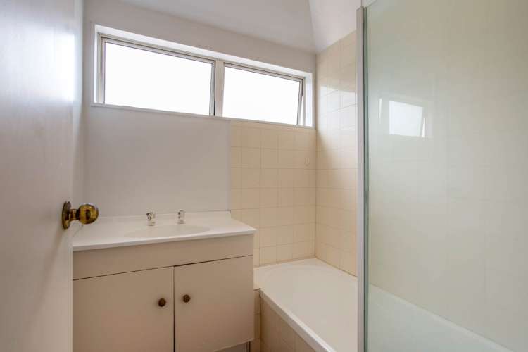 121C Ocean View Road Hillcrest_17