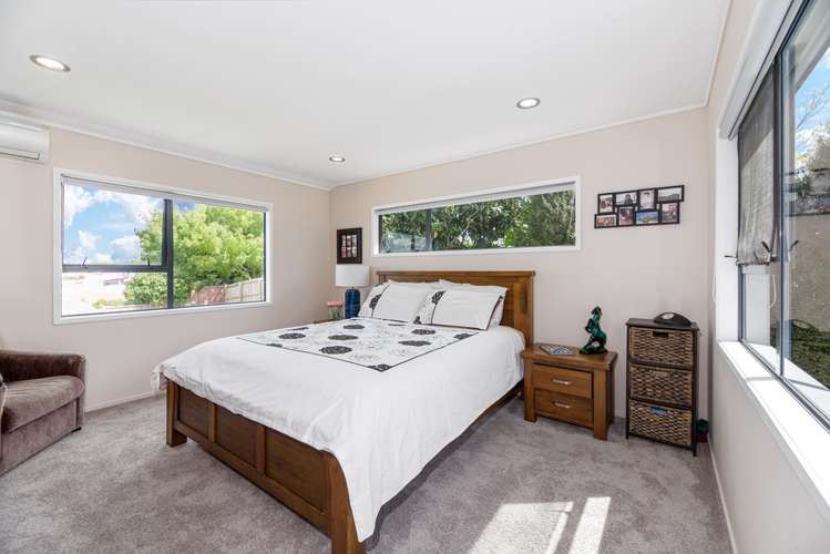 8 Saint Thomas More Lane Glenfield_14