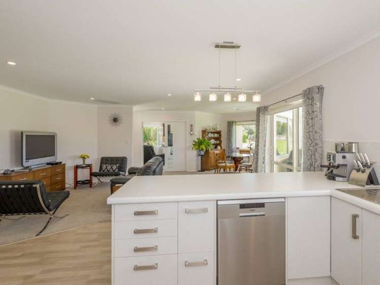 11 Ketemaringi Way Manakau_5