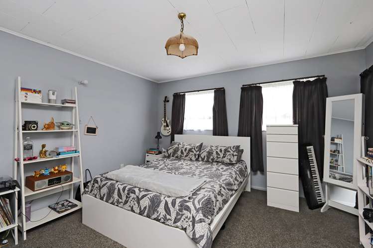 108 Clarence Cox Crescent Pirimai_8