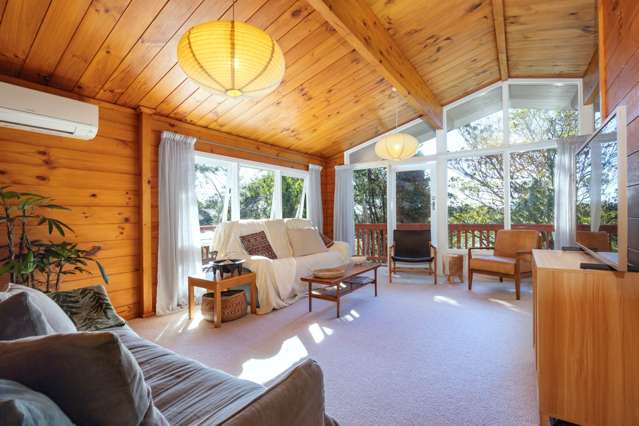 16 Daffodil Street Titirangi_3