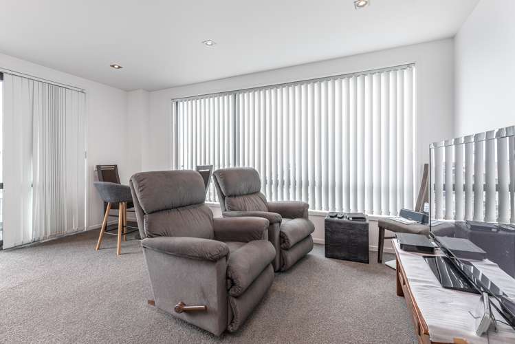 513/4 Dockside Lane Auckland Central_1