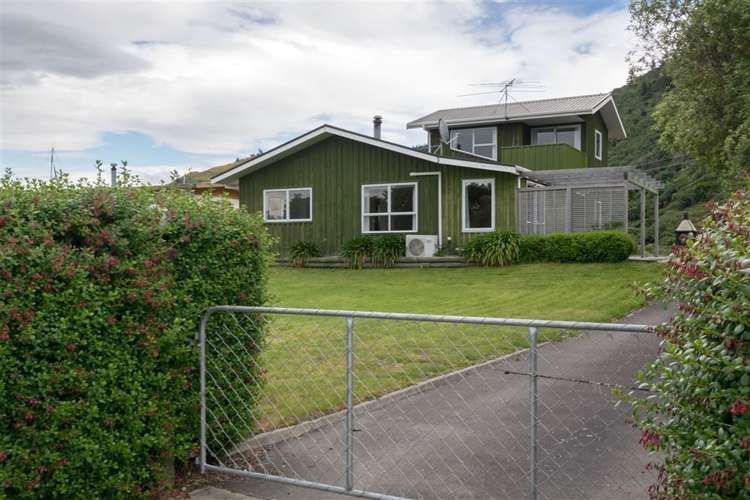 19 Ngaio Street Rarangi_18