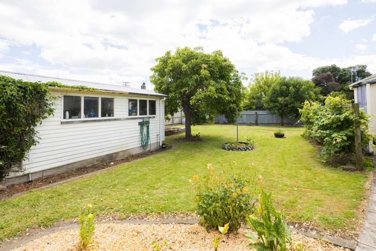 7 Derby Street Gisborne_25