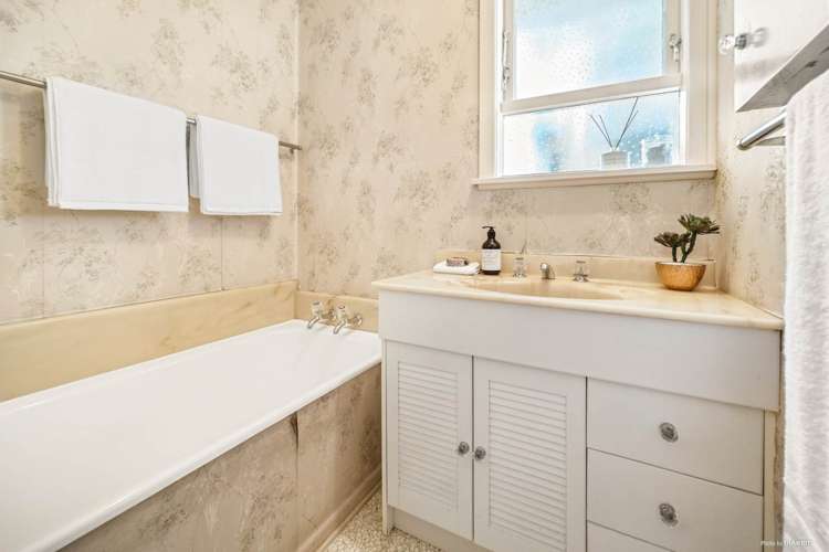 43 Whytehead Crescent Saint Heliers_10