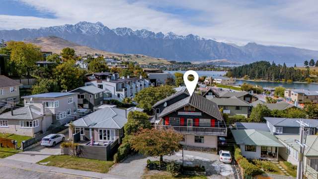 Prominent Queenstown Investment