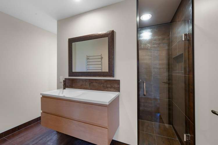 20 Kotare Drive Waiwhakaiho_16