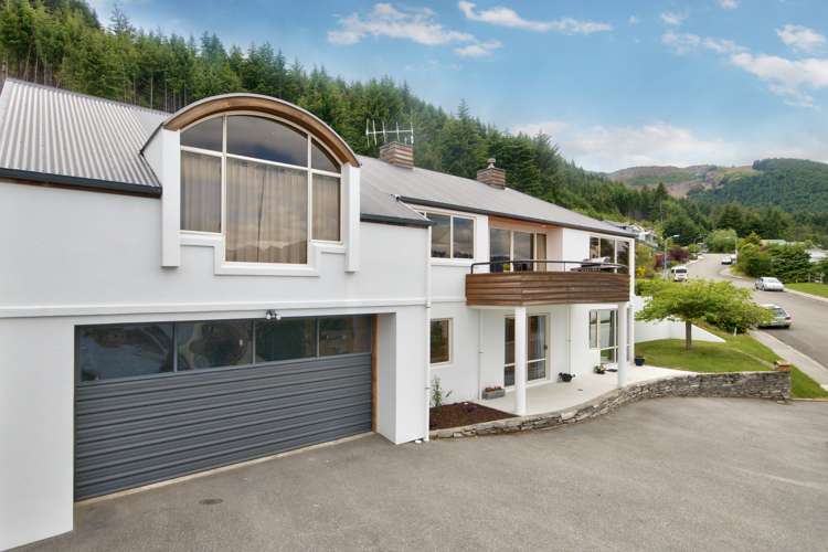 40 Greenstone Place Fernhill/Sunshine Bay_18