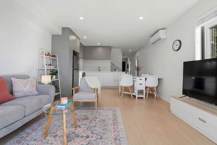 644B Massey Road Mangere_9