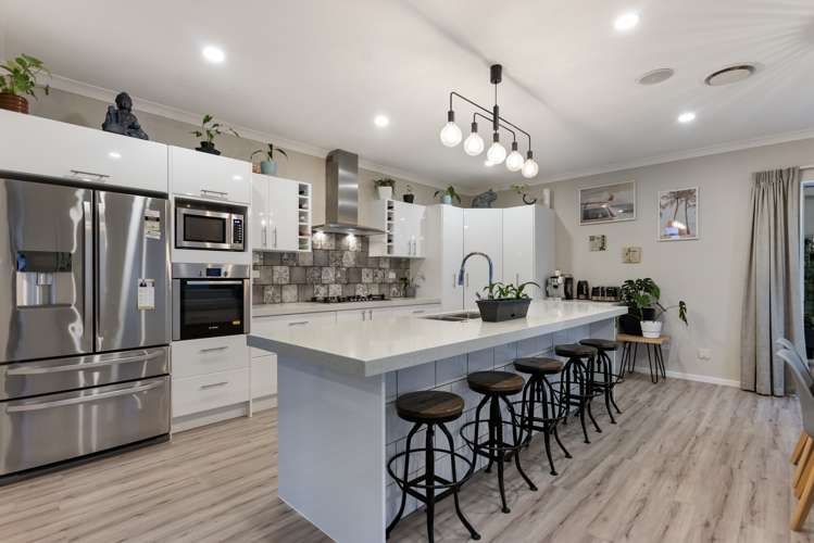 9 Bridget Court Red Beach_4