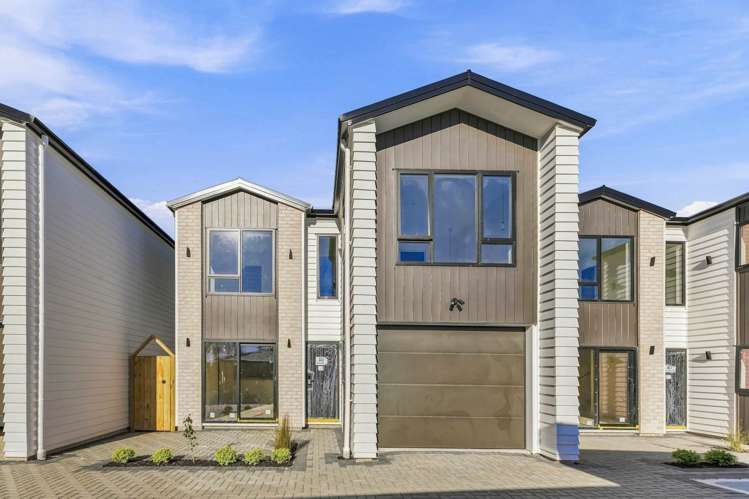 2/8 Gibbs Road Manurewa_14