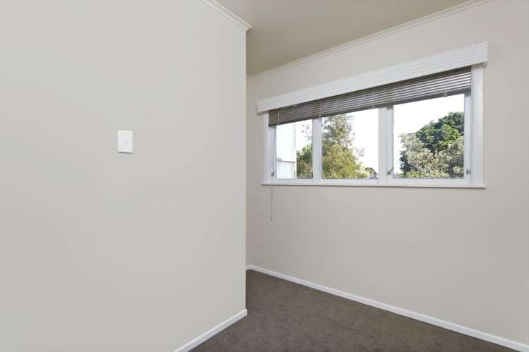 2/64 Rawhiti Road One Tree Hill_10