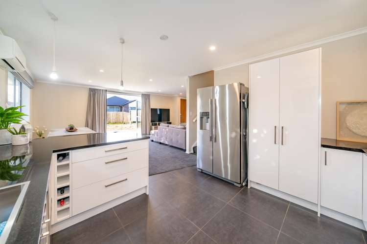 16 Poulson Grove Trentham_6