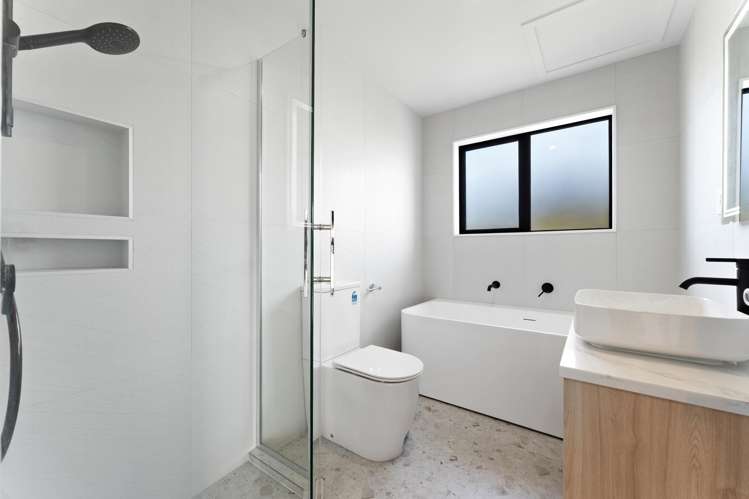 729A Massey Road Mangere_17