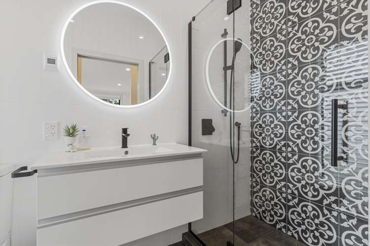 122a Moore Street Howick_12