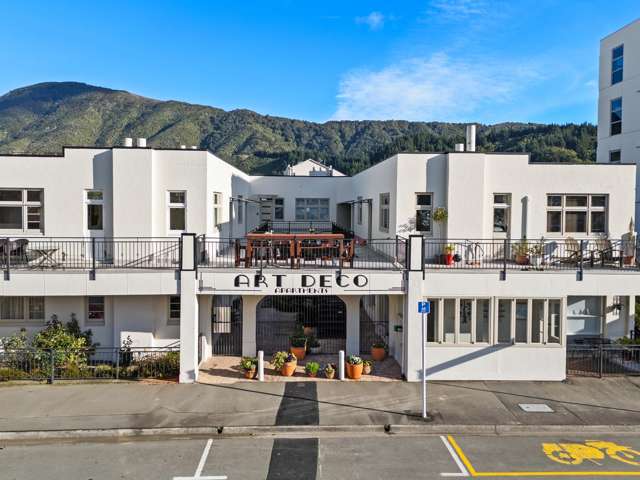 Chic Art Deco Living in the Heart of Picton