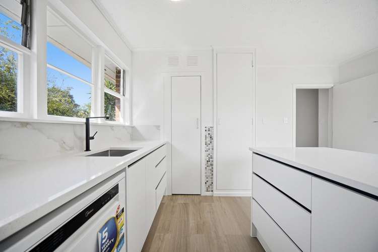 194 Chivalry Road Glenfield_7