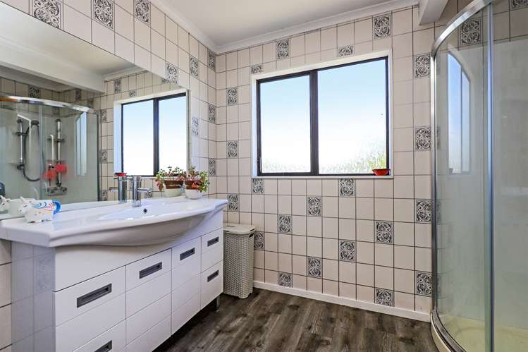 24 Symons Street Parkvale_21