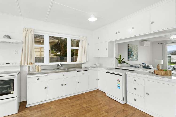 12 McKay Street Wainuiomata_6