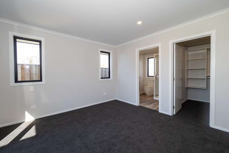 1 Strowan Avenue Elgin_13